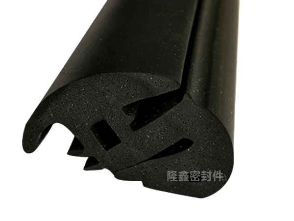 擋風膠條